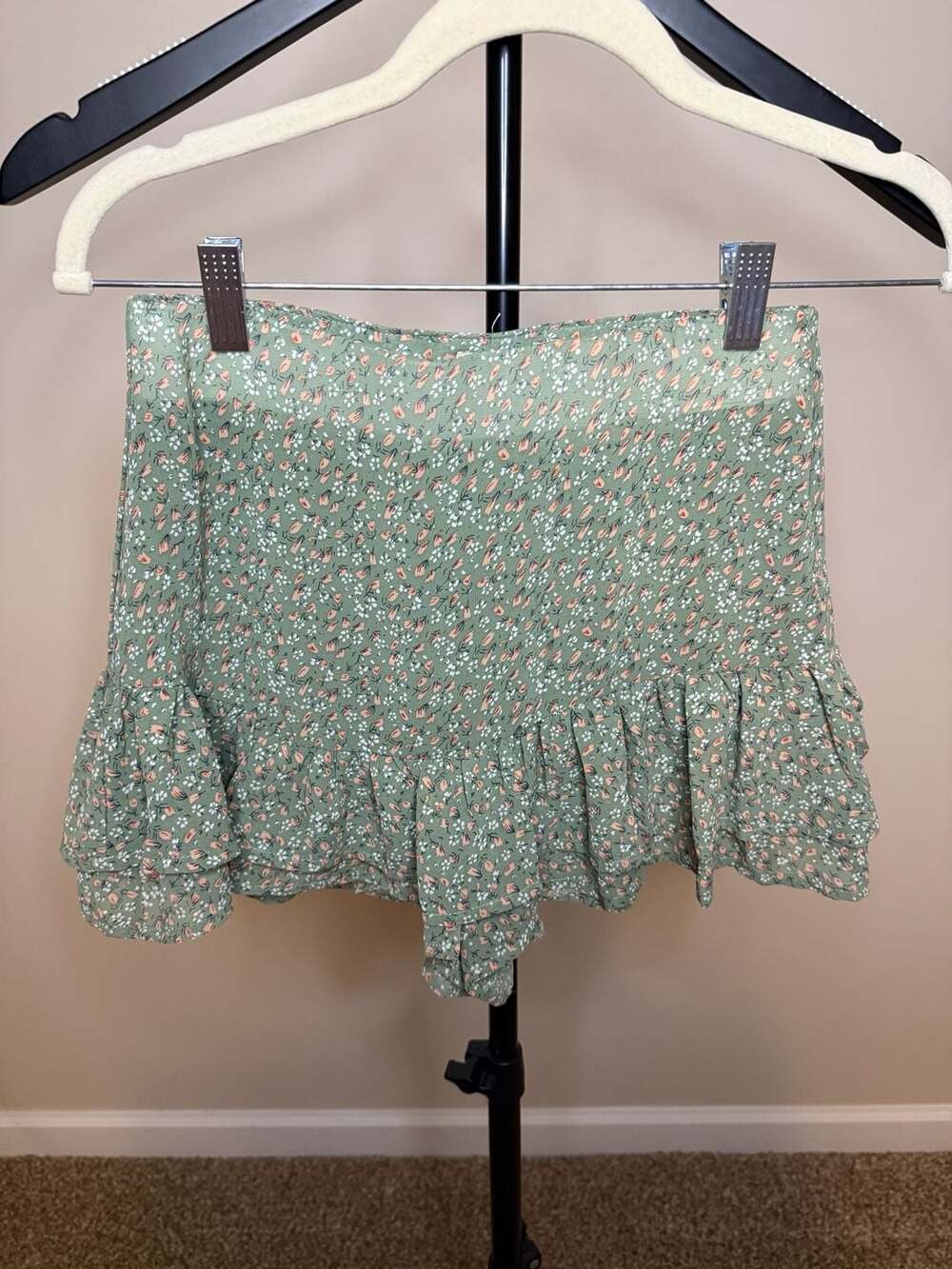Altar'd State Green Floral Ruffle Skort Size S